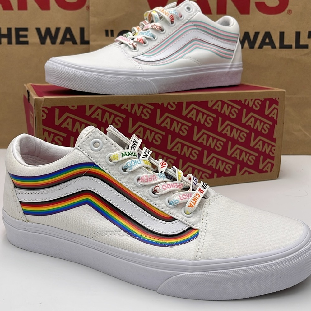 Vans WMNS White Sneakers with Rainbow Stripe Old Skool
(Pride) White/True White - Picture 15 of 16